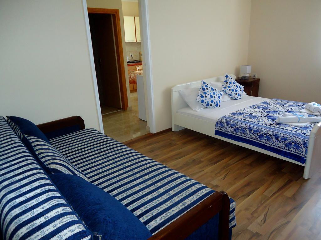 Apartment Vukanic Kotor Bilik gambar