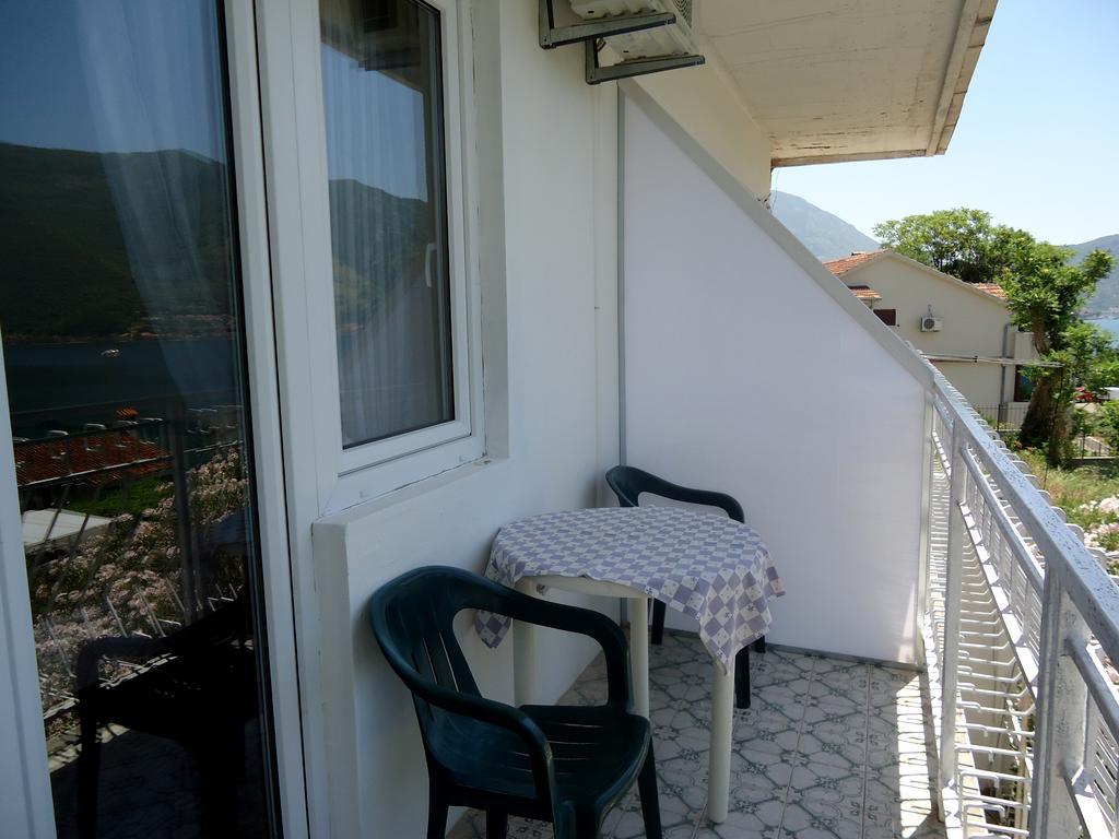 Apartment Vukanic Kotor Bilik gambar