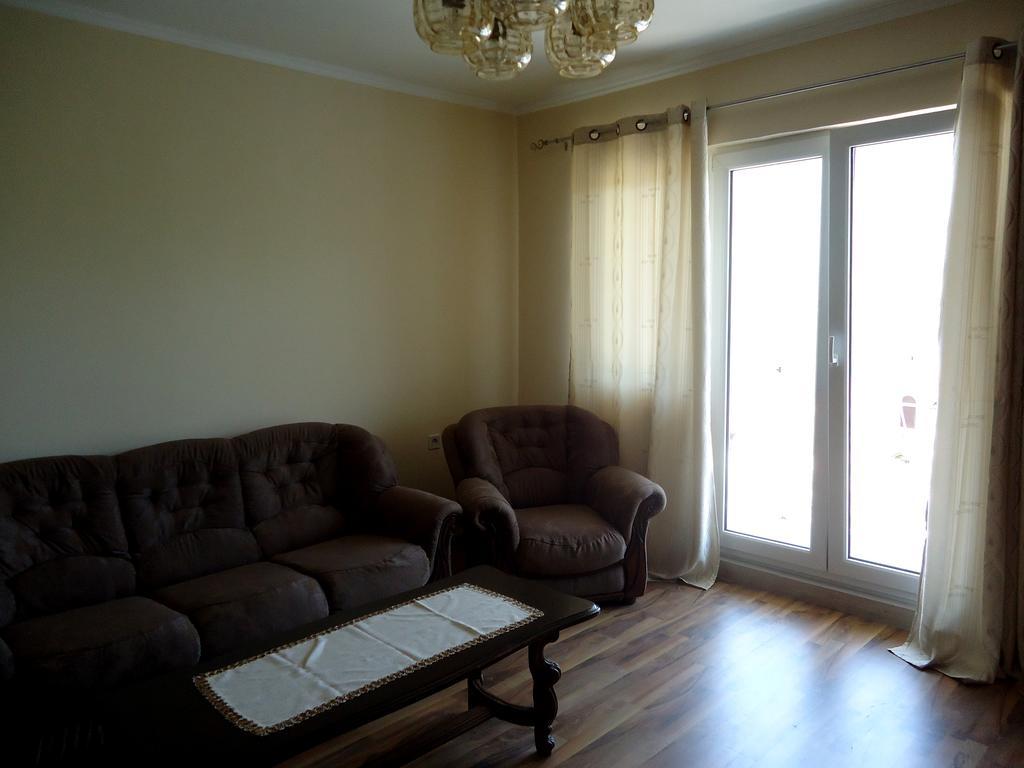 Apartment Vukanic Kotor Bilik gambar